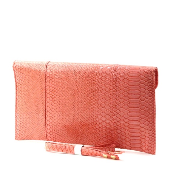 Fashion Faux Snake Envelope Clutch - Picture 4 of 4